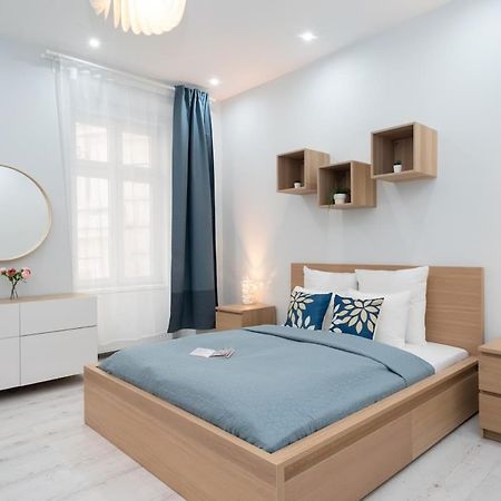 New Spacious Apartment At Superb Location Budapeste Exterior foto